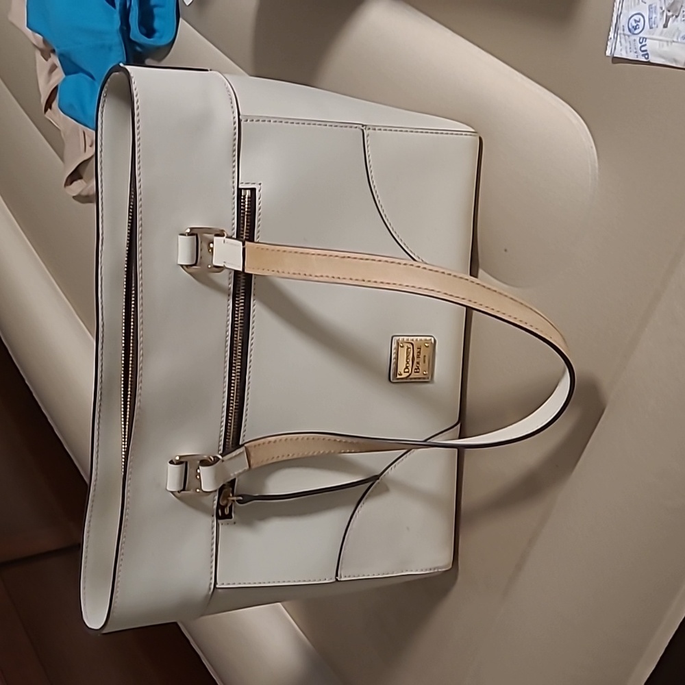 Dooney & Bourke Purse